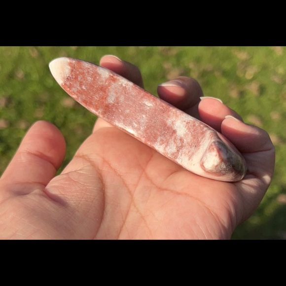 (RELISTED) ✨ HP ✨ Red Jasper ✨ Moon Carving ✨ - Picture 6 of 7